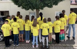 Am 10. Juli 2022 trat unser Ensemble Piccolo in seinen neuen T-Shirts erfolgreich beim Korntaler Sommer auf.